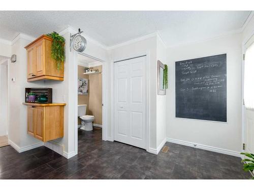 192 Hidden Spring Circle Nw, Calgary, AB - Indoor Photo Showing Other Room