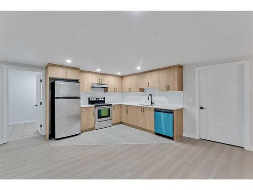 63 Martinview Crescent Ne, Calgary, AB - Indoor Photo Showing Kitchen