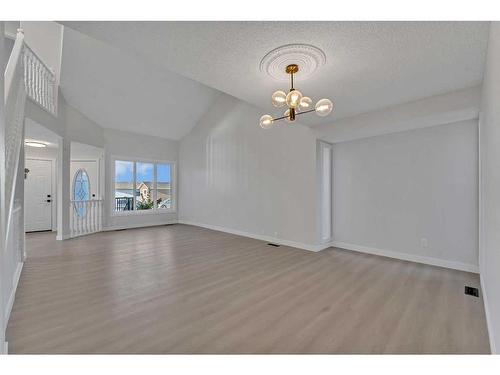 63 Martinview Crescent Ne, Calgary, AB - Indoor Photo Showing Other Room