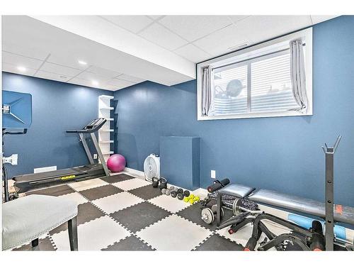 5 Cimarron Springs Court, Okotoks, AB - Indoor Photo Showing Gym Room