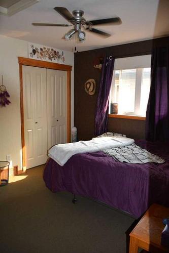 48 Wade Close, Red Deer, AB - Indoor Photo Showing Bedroom