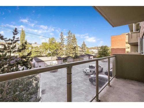 207-429 14 Street Nw, Calgary, AB - Outdoor With Exterior