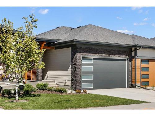 211 Marina Cove Se, Calgary, AB - Outdoor