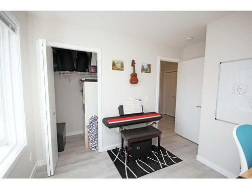 204-245 Redstone Walk Ne, Calgary, AB - Indoor