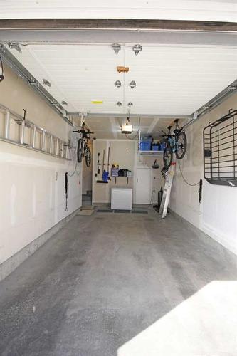 204-245 Redstone Walk Ne, Calgary, AB - Indoor Photo Showing Garage