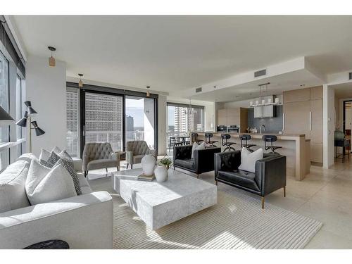 1605-108 9 Avenue Sw, Calgary, AB - Indoor Photo Showing Living Room