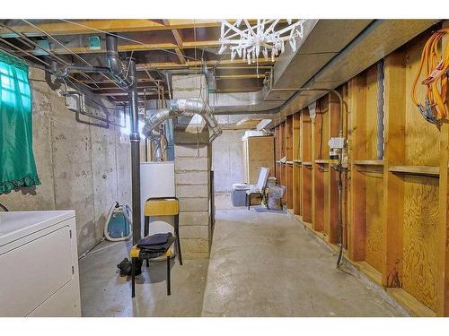 2363 Crestwood Road Se, Calgary, AB - Indoor Photo Showing Basement