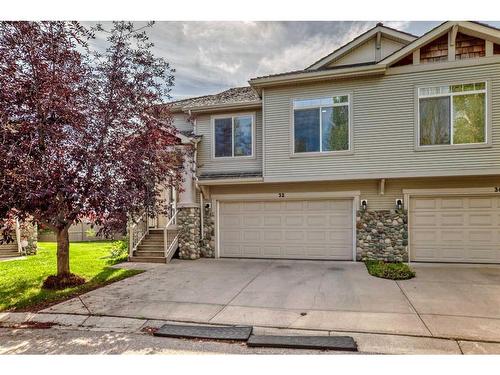 32-7401 Springbank Boulevard Sw, Calgary, AB - Outdoor With Facade