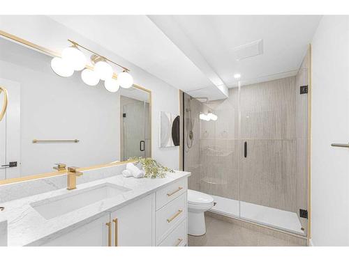 1211 Lake Twintree Drive Se, Calgary, AB - Indoor Photo Showing Bathroom