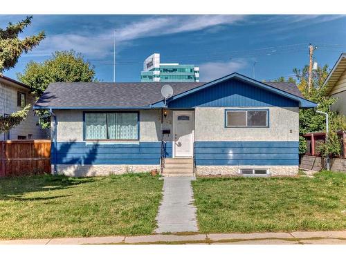 2522 10 Avenue Se, Calgary, AB - Outdoor