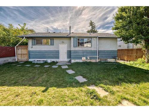 2522 10 Avenue Se, Calgary, AB - Outdoor