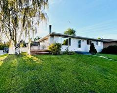 7143 18 Street SE Calgary, AB T2C 1K2