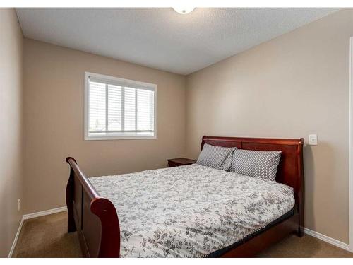 2080 Reunion Boulevard Nw, Airdrie, AB - Indoor Photo Showing Bedroom