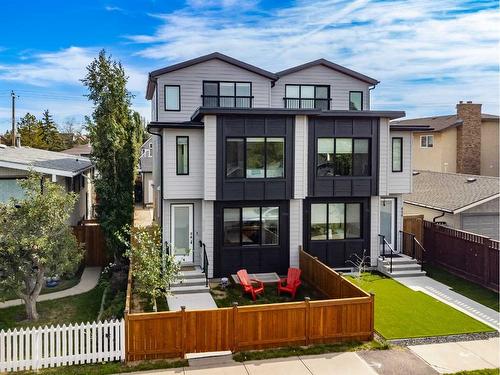 412 6A Street Ne, Calgary, AB - Outdoor With Facade