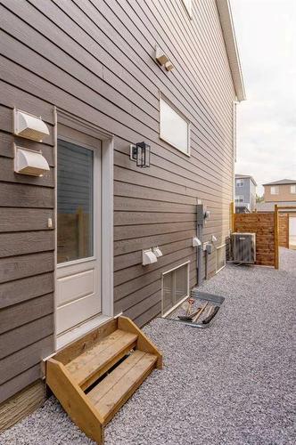 8 Royston Walk Nw, Calgary, AB - Outdoor With Exterior