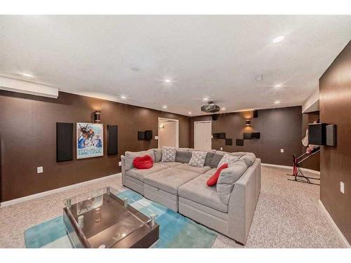 8 Arbour Glen Close Nw, Calgary, AB - Indoor