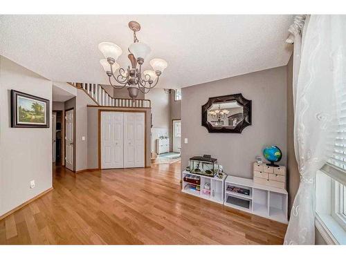 8 Arbour Glen Close Nw, Calgary, AB - Indoor