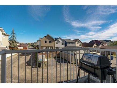 3338 New Brighton Gardens Se, Calgary, AB - Outdoor