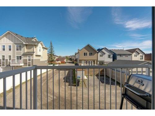 3338 New Brighton Gardens Se, Calgary, AB - Outdoor