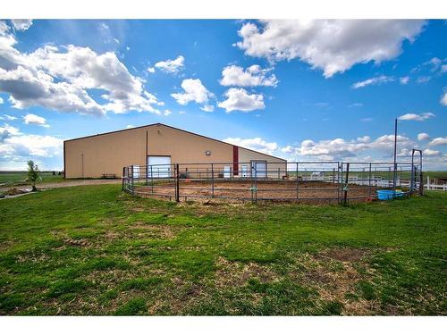 232060 Range Road 245, Rural Wheatland County, AB - Outdoor With Deck Patio Veranda