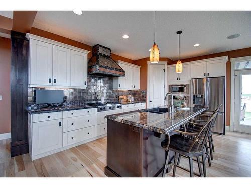 232060 Range Road 245, Rural Wheatland County, AB - Indoor Photo Showing Kitchen With Double Sink With Upgraded Kitchen