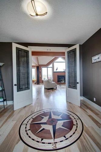 232060 Range Road 245, Rural Wheatland County, AB - Indoor Photo Showing Other Room