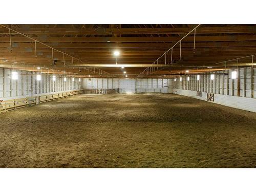 232060 Range Road 245, Rural Wheatland County, AB - Indoor Photo Showing Other Room