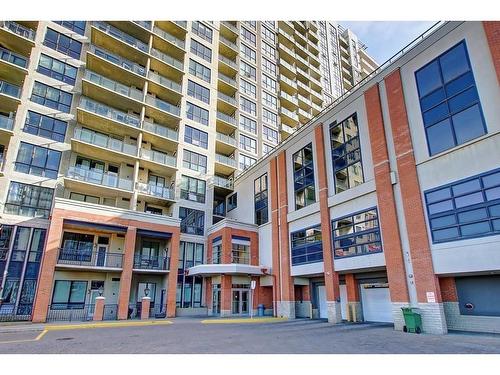 617-8710 Horton Road Sw, Calgary, AB - Outdoor With Balcony With Facade