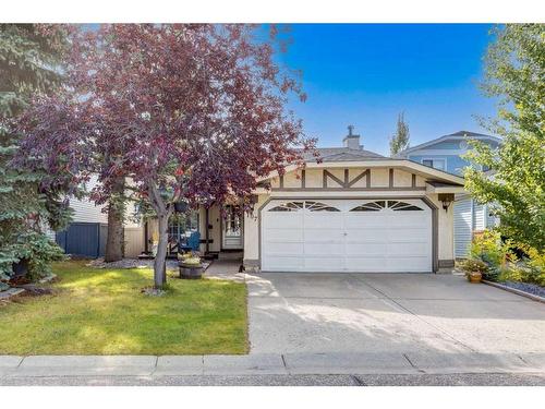 107 Scenic Glen Place Nw, Calgary, AB - Outdoor With Facade