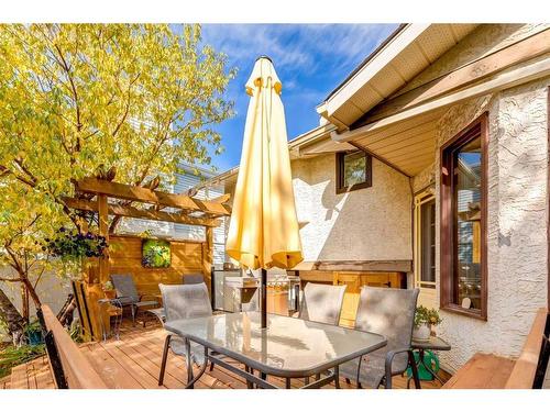 107 Scenic Glen Place Nw, Calgary, AB - Outdoor With Deck Patio Veranda