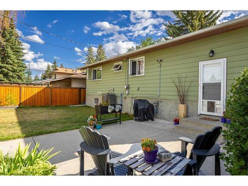 267 Queen Alexandra Road Se, Calgary, AB - Outdoor With Deck Patio Veranda With Exterior