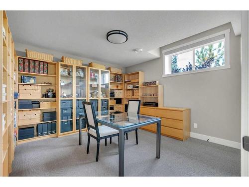 124 Cranbrook View Se, Calgary, AB - Indoor Photo Showing Other Room