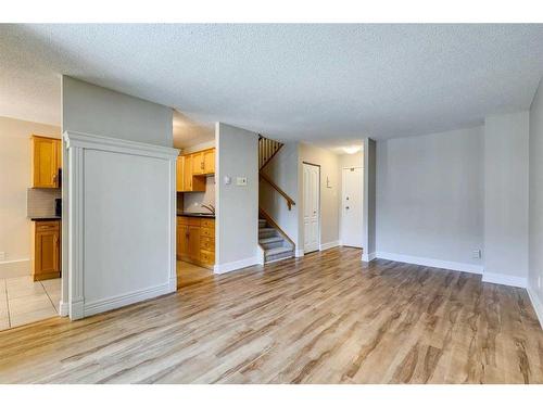 104-1123 13 Avenue Sw, Calgary, AB - Indoor