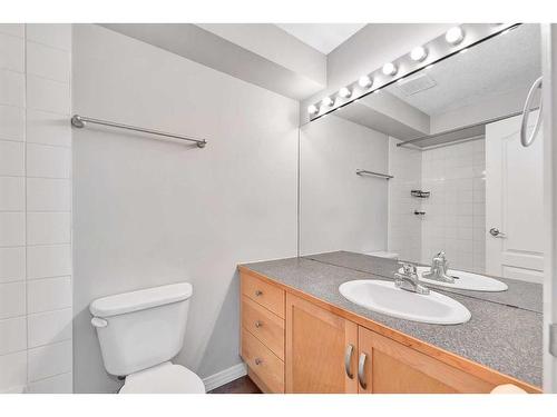 3105-13045 6 Street Sw, Calgary, AB - Indoor Photo Showing Bathroom