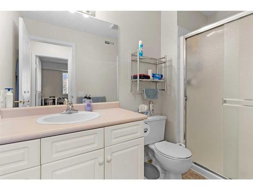 2327-1818 Simcoe Boulevard Sw, Calgary, AB - Indoor Photo Showing Bathroom