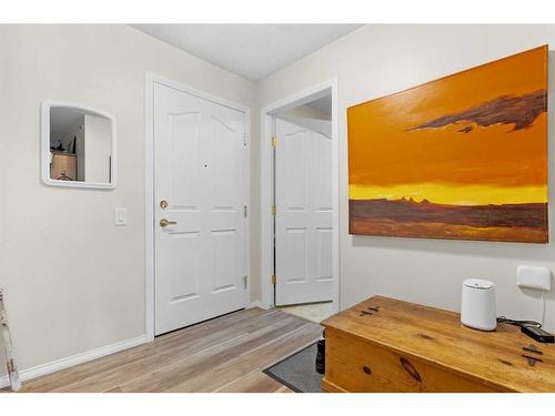 2327-1818 Simcoe Boulevard Sw, Calgary, AB - Indoor Photo Showing Other Room