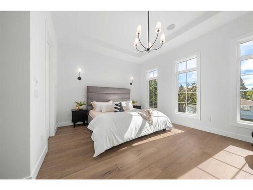 2610 6 Avenue Nw, Calgary, AB - Indoor Photo Showing Bedroom