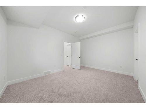 2610 6 Avenue Nw, Calgary, AB - Indoor With Storage