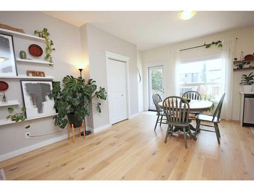 233 Evansdale Landing Nw, Calgary, AB - Indoor Photo Showing Dining Room