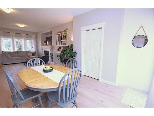 233 Evansdale Landing Nw, Calgary, AB - Indoor Photo Showing Dining Room