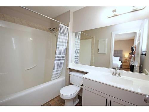 233 Evansdale Landing Nw, Calgary, AB - Indoor Photo Showing Bathroom