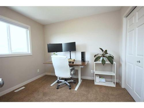 233 Evansdale Landing Nw, Calgary, AB - Indoor Photo Showing Office