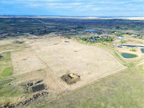 32079 Willow Way, Rural Rocky View County, AB 