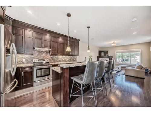 1620 17 Avenue Nw, Calgary, AB - Indoor Photo Showing Kitchen With Stainless Steel Kitchen With Upgraded Kitchen