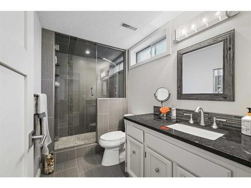 303 Woodpark Place, Calgary, AB - Indoor Photo Showing Bathroom