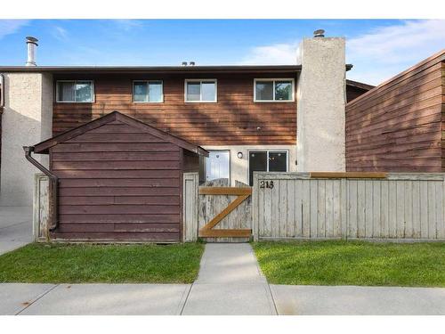 213-5404 10 Avenue Se, Calgary, AB - Outdoor