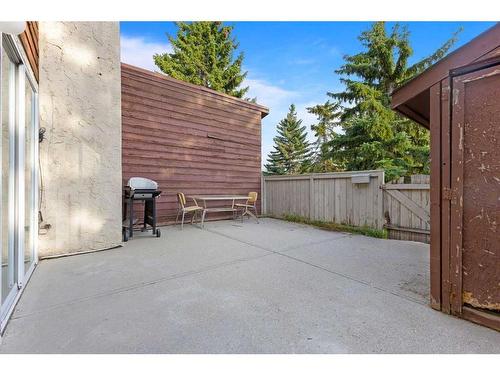 213-5404 10 Avenue Se, Calgary, AB - Outdoor With Exterior