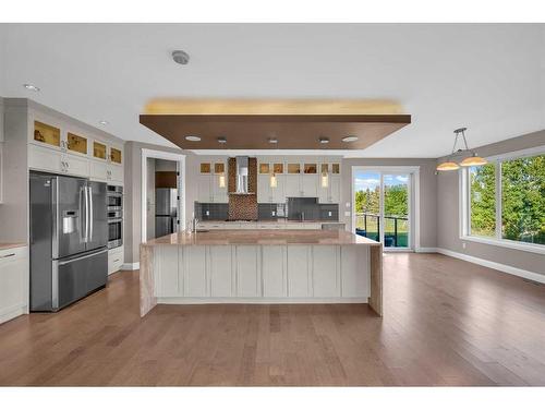 16053 243 Avenue East, Rural Foothills County, AB - Indoor Photo Showing Kitchen With Upgraded Kitchen