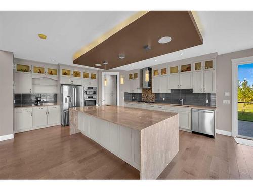 16053 243 Avenue East, Rural Foothills County, AB - Indoor Photo Showing Kitchen