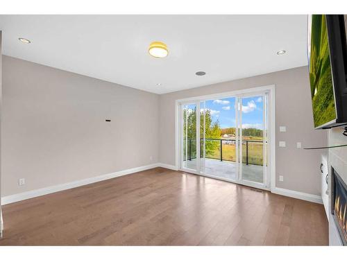 16053 243 Avenue East, Rural Foothills County, AB - Indoor Photo Showing Other Room